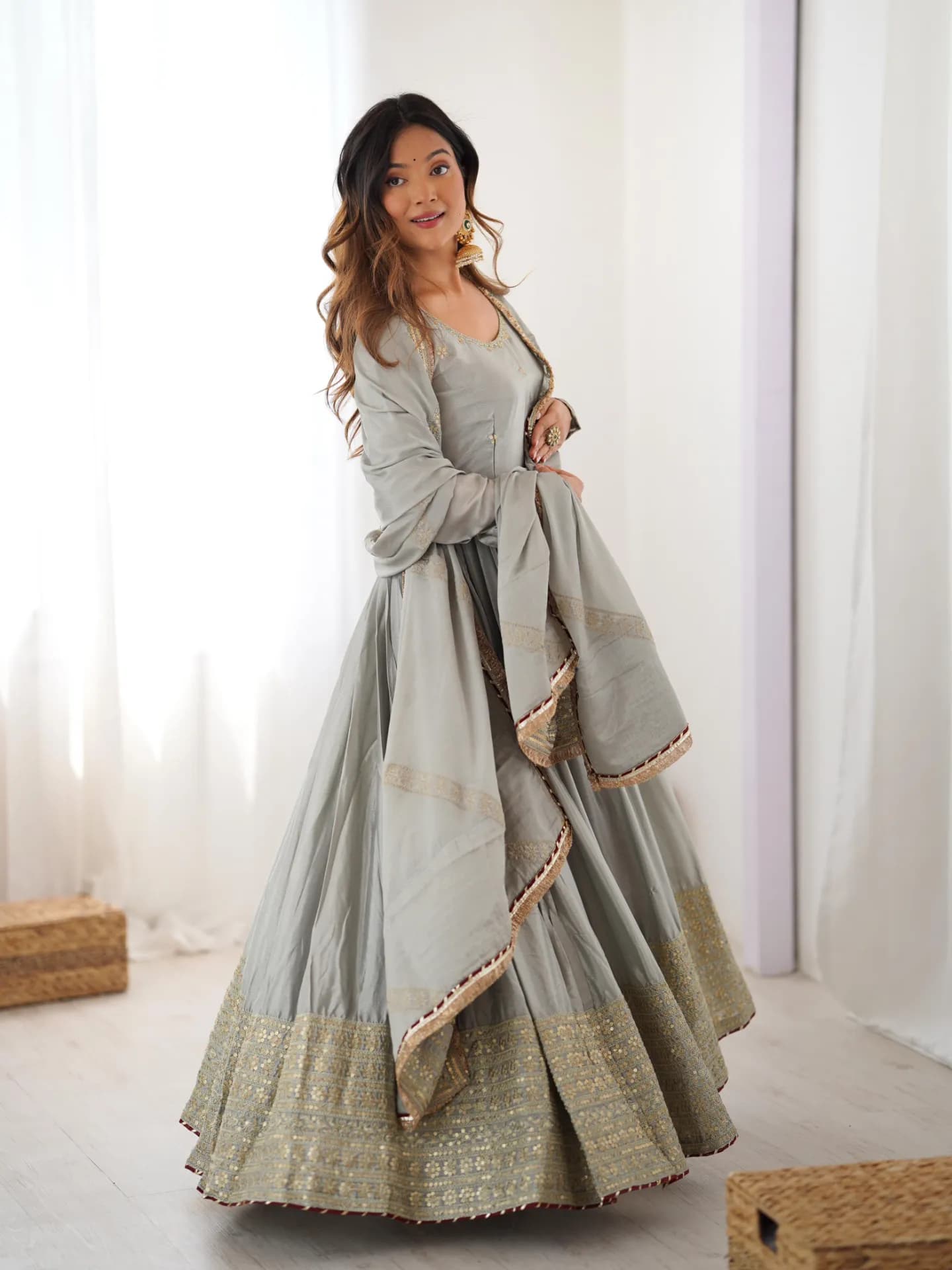 Chinon Silk Gown Set ✨🧜♀️
